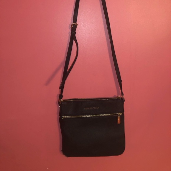 Michael Kors Crossbody Bag - Picture 2 of 7